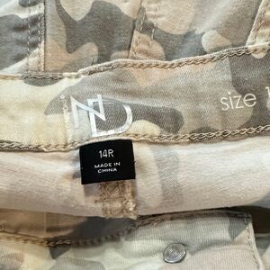 New Directions Camouflage Ankle Pants